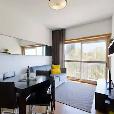 Trindade 99 - Downtown * Porto